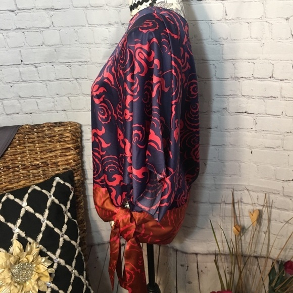 No brand satin poly side tie waist blouse - Picture 5 of 7